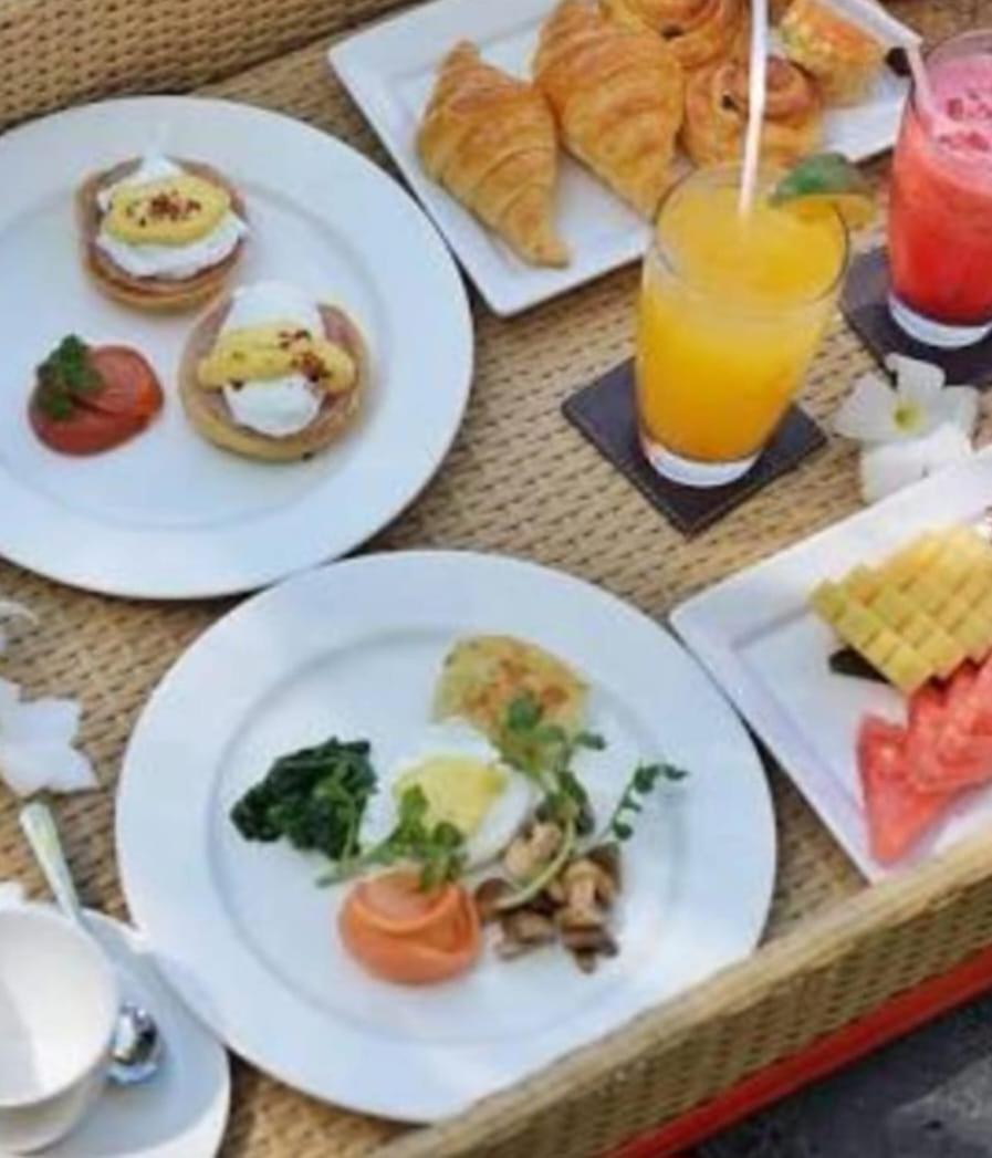 Pasir Putih Resort & Resto Maluk Экстерьер фото